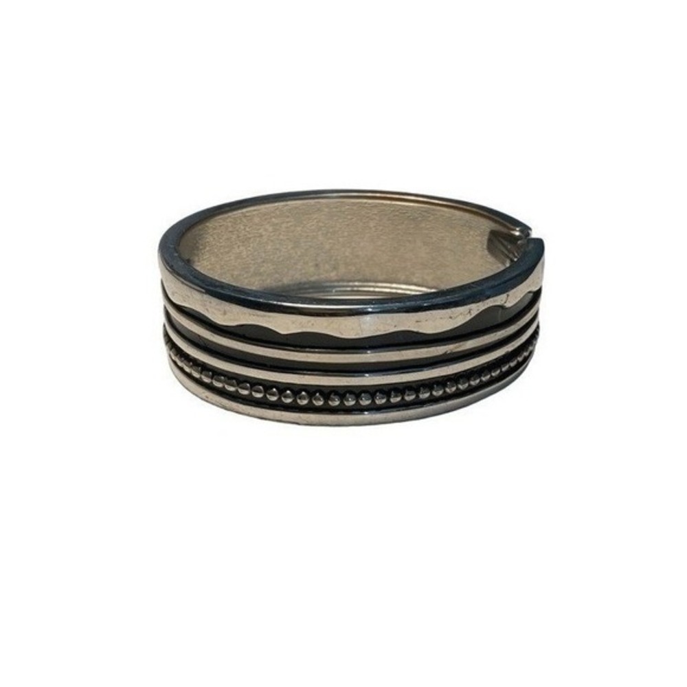 Vintage Cuff Bangle Bracelet Black Silver‎ Tone Metal Spring Hinge Shiney